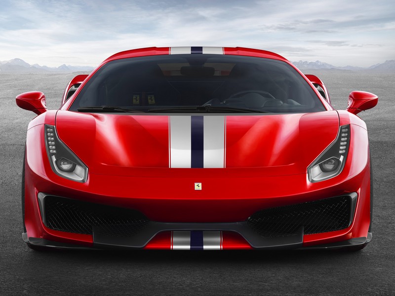 Ferrari vydělává 69 000 eur na každém autě